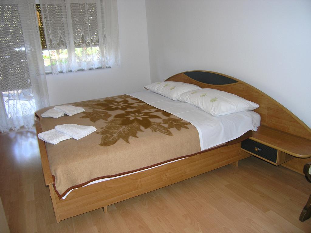 Apartment Julija Krk Town Zewnętrze zdjęcie