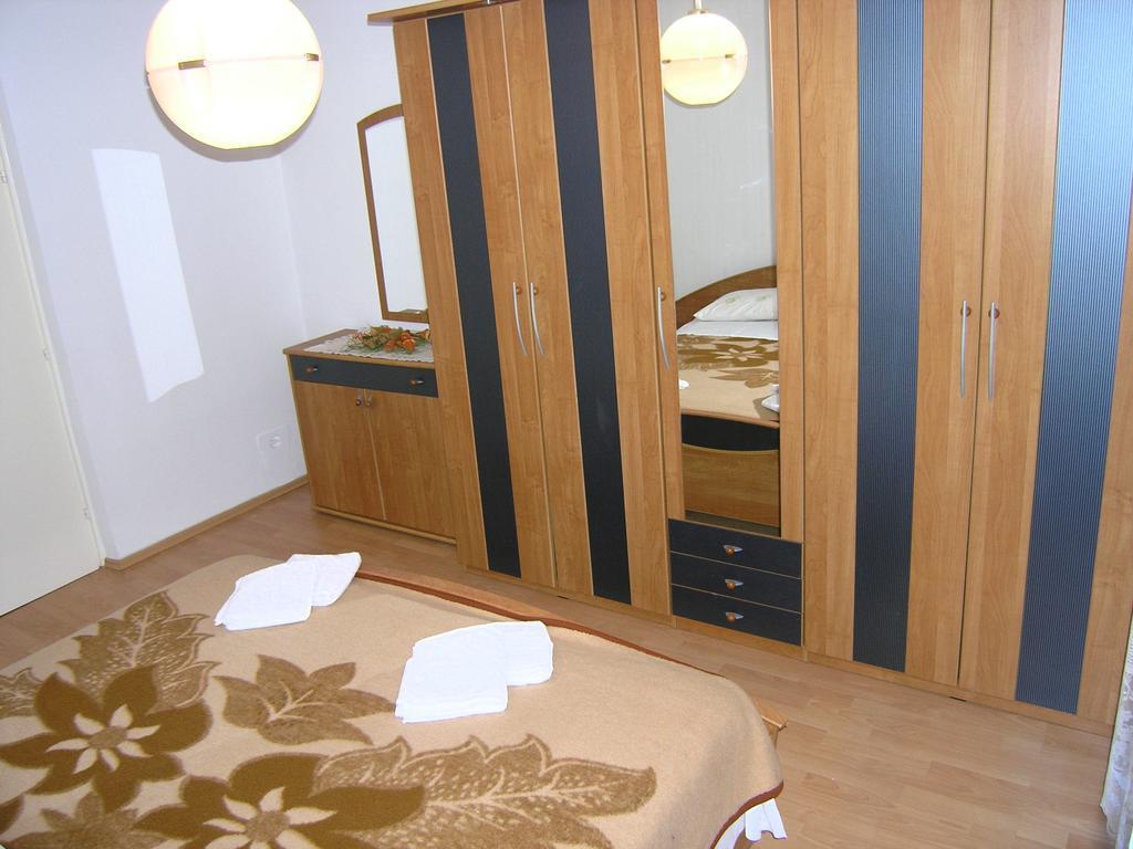 Apartment Julija Krk Town Zewnętrze zdjęcie